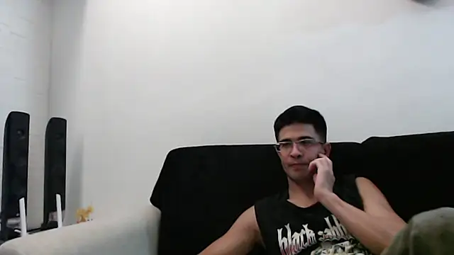 Snapshot of SebastianReiss chatting on March 2025 02:26:02 PM SebastianReiss online show from March 2025 02:26:02 PM