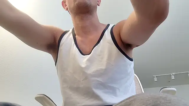 Snapshot of SebastianReiss chatting on May 2026 09:32:02 PM SebastianReiss online show from May 2026 09:32:02 PM