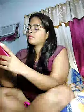 Snapshot of missmelissa_ chatting on December 2024 09:19:02 AM missmelissa online show from December 2024 09:19:02 AM