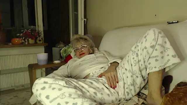 larawet online show from March 2025 11:07:01 PM