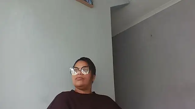 Lustfuleyez online show from December 2025 11:28:01 AM