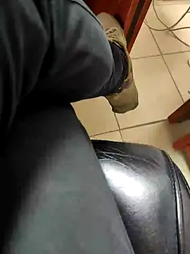 Snapshot of kayahan4 chatting on January 2025 08:14:02 AM kayahan4 online show from January 2025 08:14:02 AM