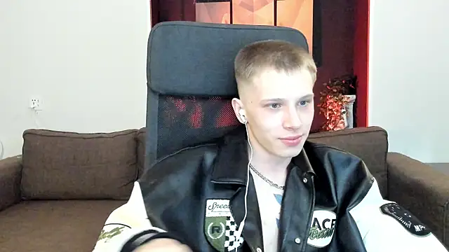 arlekincrop online show from March 2025 10:31:02 PM