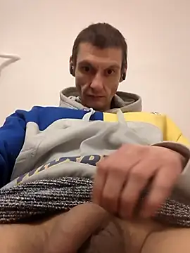 maciej online show from January 2026 01:11:01 AM