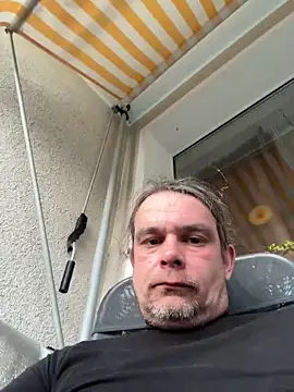 nymphoer1982 online show from May 2026 06:35:01 PM
