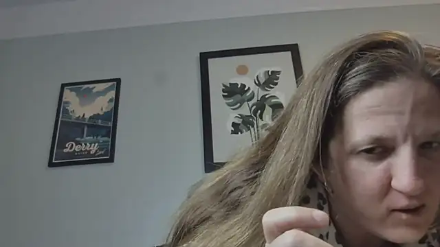 Snapshot of MissMera chatting on December 2024 03:38:02 AM MissMera online show from December 2024 03:38:02 AM