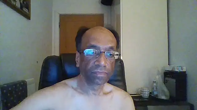 rauncher1 online show from October 2025 07:01:01 AM