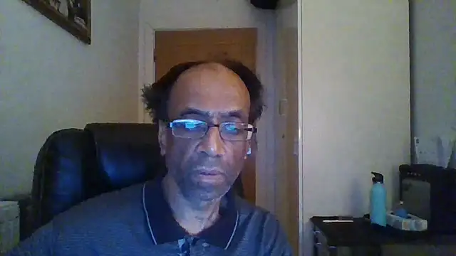 rauncher1 online show from December 2025 04:44:01 PM