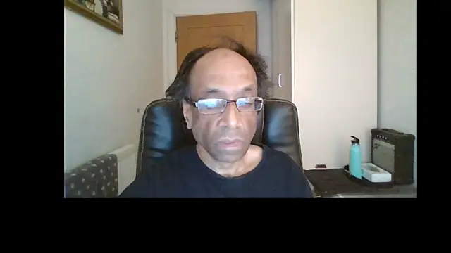 Snapshot of rauncher1 chatting on May 2026 08:21:02 AM rauncher1 online show from May 2026 08:21:02 AM