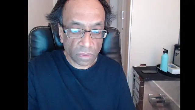 Snapshot of rauncher1 chatting on May 2026 08:09:02 AM rauncher1 online show from May 2026 08:09:02 AM