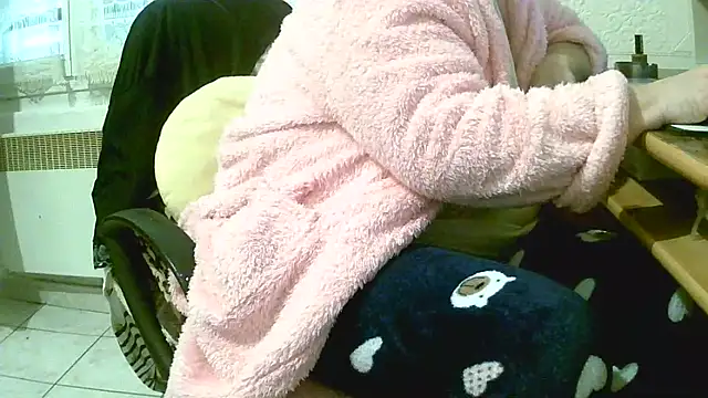 Snapshot of douceur63 chatting on February 2026 11:09:02 AM douceur63 online show from February 2026 11:09:02 AM