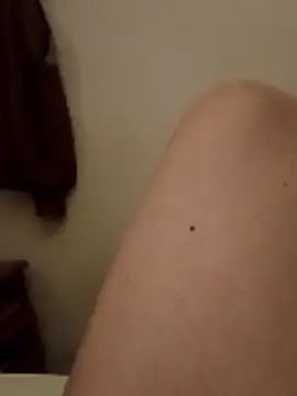 Lucianoconti online show from April 2026 01:48:01 AM