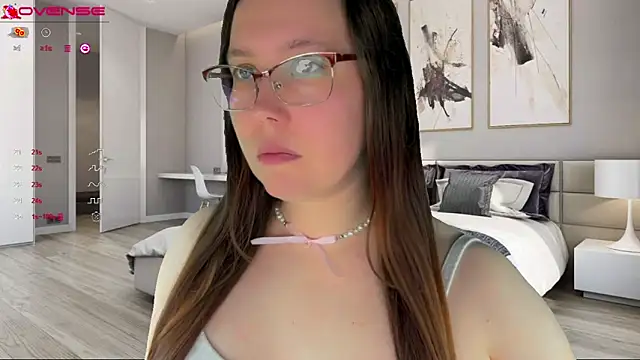 Victoria Romans online show from September 2025 04:34:02 AM