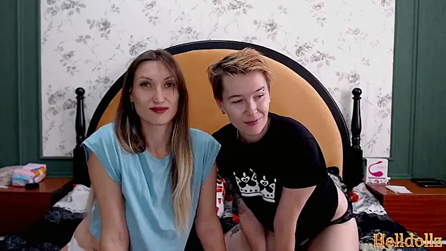 Helldollz online show from October 2025 08:04:02 AM