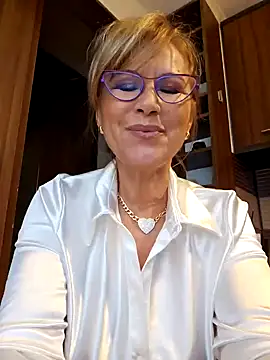 Snapshot of elacoquette chatting on January 2025 12:49:01 AM elacoquette online show from January 2025 12:49:01 AM