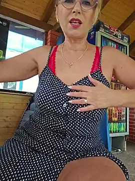 Snapshot of elacoquette chatting on July 2026 03:18:02 PM elacoquette online show from July 2026 03:18:02 PM