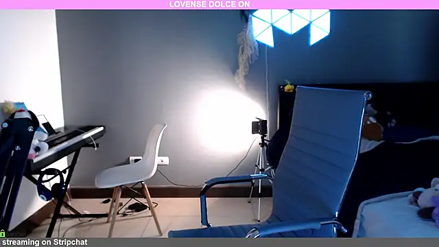 minarocket  online show from February 2025 05:15:01 PM