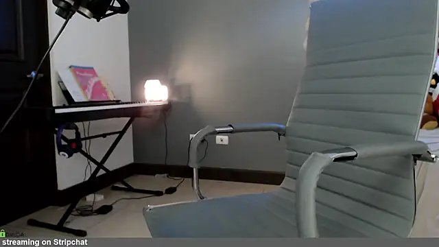 minarocket  online show from February 2026 04:58:02 PM