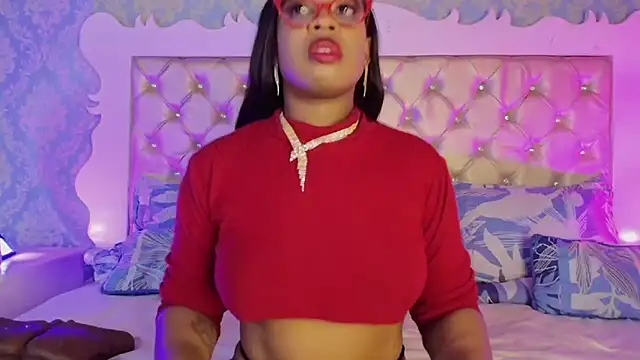 Snapshot of CaseyMoon chatting on January 2026 12:55:01 PM CaseyMoon online show from January 2026 12:55:01 PM