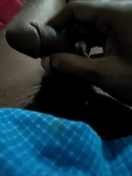 Snapshot of rocksred1 chatting on February 2026 06:02:02 PM rocksred1 online show from February 2026 06:02:02 PM