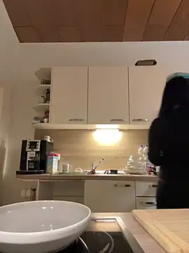 Viola Beck online show from February 2026 06:15:02 PM