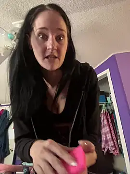 lolabunny9 online show from December 2024 05:35:02 PM