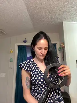 lolabunny9 online show from March 2025 01:56:02 PM