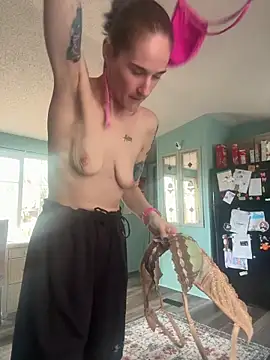 lolabunny9 online show from December 2025 06:06:01 PM