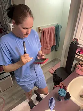 lolabunny9 online show from May 2026 02:55:02 PM