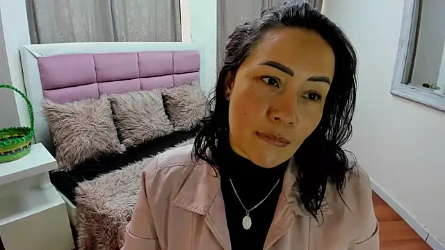 Snapshot of gaby_trent chatting on May 2026 04:47:01 PM gaby trent online show from May 2026 04:47:01 PM