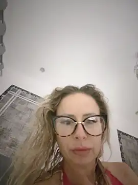 Monique 2023 online show from June 2026 07:38:02 PM