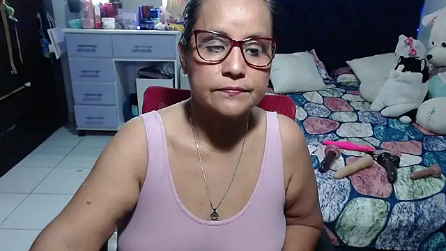 Snapshot of pervert_mommy_ chatting on June 2026 10:21:02 AM pervert mommy online show from June 2026 10:21:02 AM