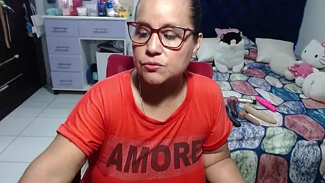 Snapshot of pervert_mommy_ chatting on June 2026 10:42:02 AM pervert mommy online show from June 2026 10:42:02 AM