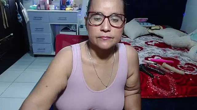 Snapshot of pervert_mommy_ chatting on June 2026 09:51:02 AM pervert mommy online show from June 2026 09:51:02 AM