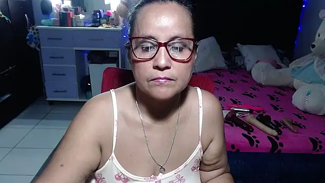 Snapshot of pervert_mommy_ chatting on July 2026 09:59:01 AM pervert mommy online show from July 2026 09:59:01 AM
