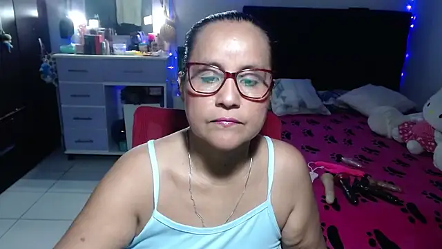 Snapshot of pervert_mommy_ chatting on July 2026 09:39:01 AM pervert mommy online show from July 2026 09:39:01 AM