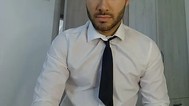 Justynn1 online show from May 2026 04:53:01 AM