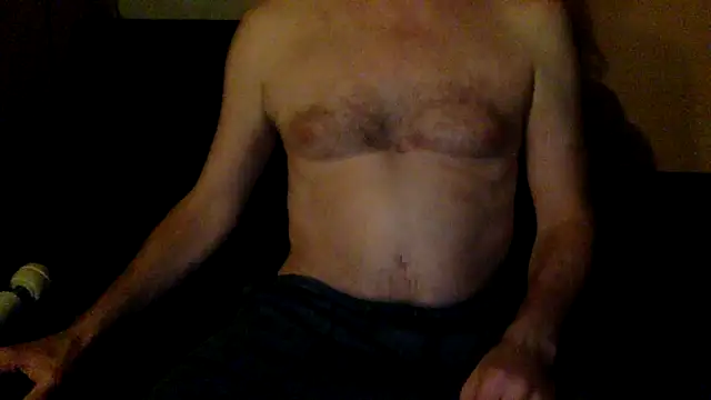 Snapshot of yellow__bird chatting on January 2025 12:19:02 AM yellow bird online show from January 2025 12:19:02 AM