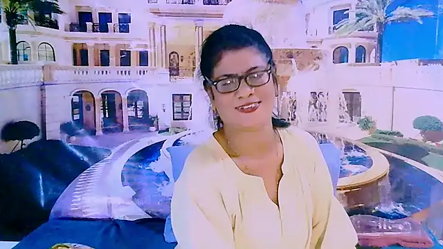 Snapshot of IndianAllure chatting on June 2026 05:45:01 AM IndianAllure online show from June 2026 05:45:01 AM