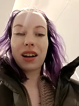 Frost foxy online show from February 2025 07:06:02 AM