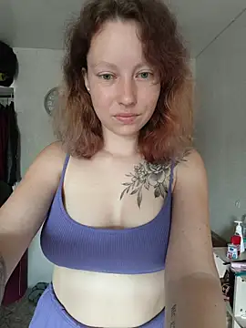 Snapshot of Frost_foxy chatting on July 2026 03:45:02 AM Frost foxy online show from July 2026 03:45:02 AM