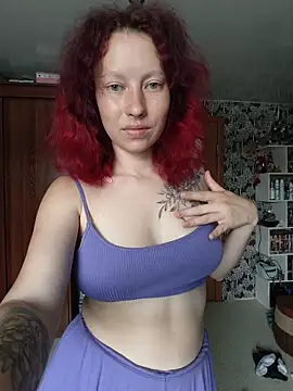 Snapshot of Frost_foxy chatting on July 2026 04:05:02 AM Frost foxy online show from July 2026 04:05:02 AM