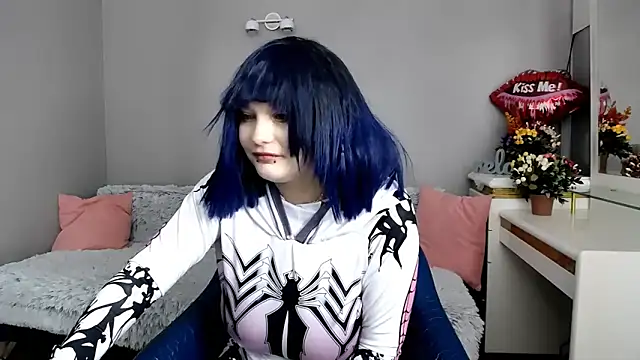 Estheri online show from February 2026 07:57:01 AM