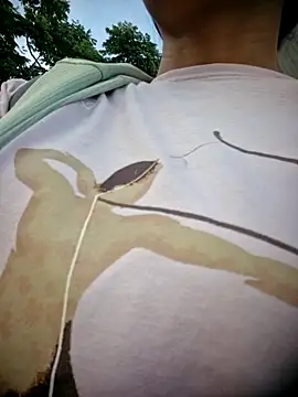 Snapshot of DAELAA chatting on February 2026 11:21:02 PM DAELAA online show from February 2026 11:21:02 PM