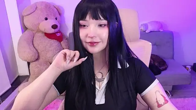 Snapshot of KuroChan420 chatting on May 2026 02:07:01 AM KuroChan420 online show from May 2026 02:07:01 AM