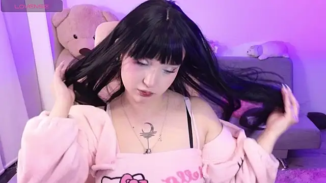 Snapshot of KuroChan420 chatting on May 2026 03:02:02 AM KuroChan420 online show from May 2026 03:02:02 AM