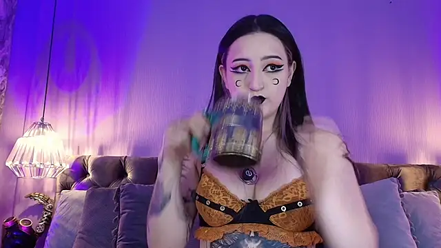 Snapshot of Charlotte_Germanotta_ chatting on June 2026 05:23:01 PM Charlotte Germanotta online show from June 2026 05:23:01 PM