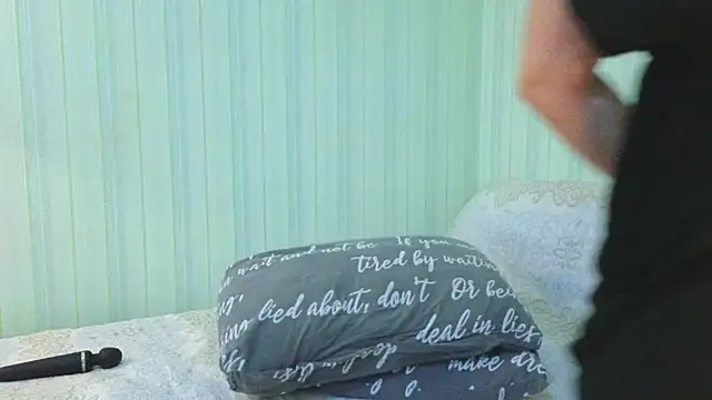  Lily  online show from July 2026 12:48:02 PM