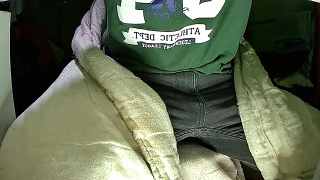 Snapshot of Walltaz chatting on November 2025 04:56:01 AM Walltaz online show from November 2025 04:56:01 AM