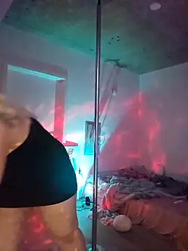 NikiFm online show from September 2025 01:38:02 PM